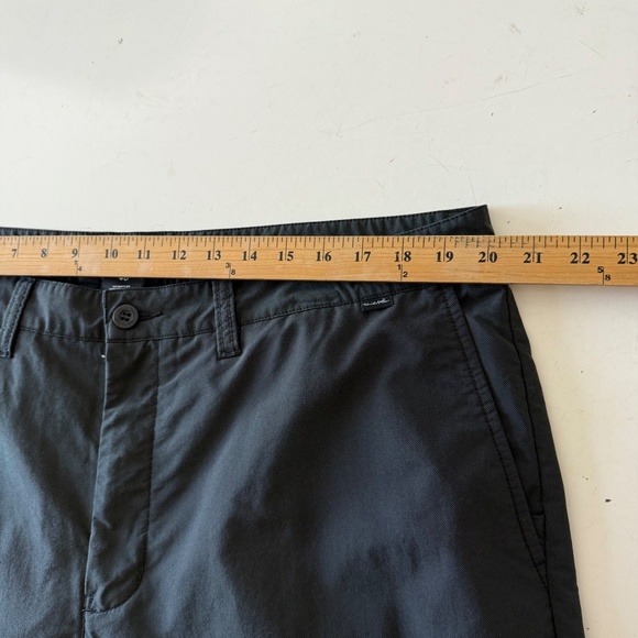 Travis Mathew Nylon Stretch Solid Black Casual Golf Pants Mens 40 x 32 - Picture 7 of 9